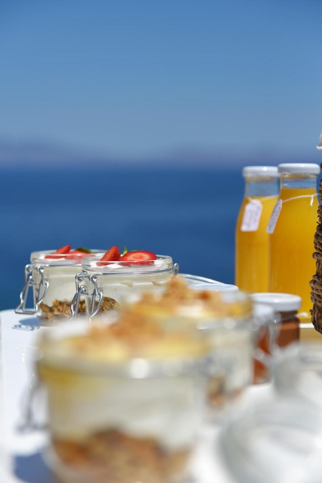 Anaya Suites Ermoupoli Buitenkant foto