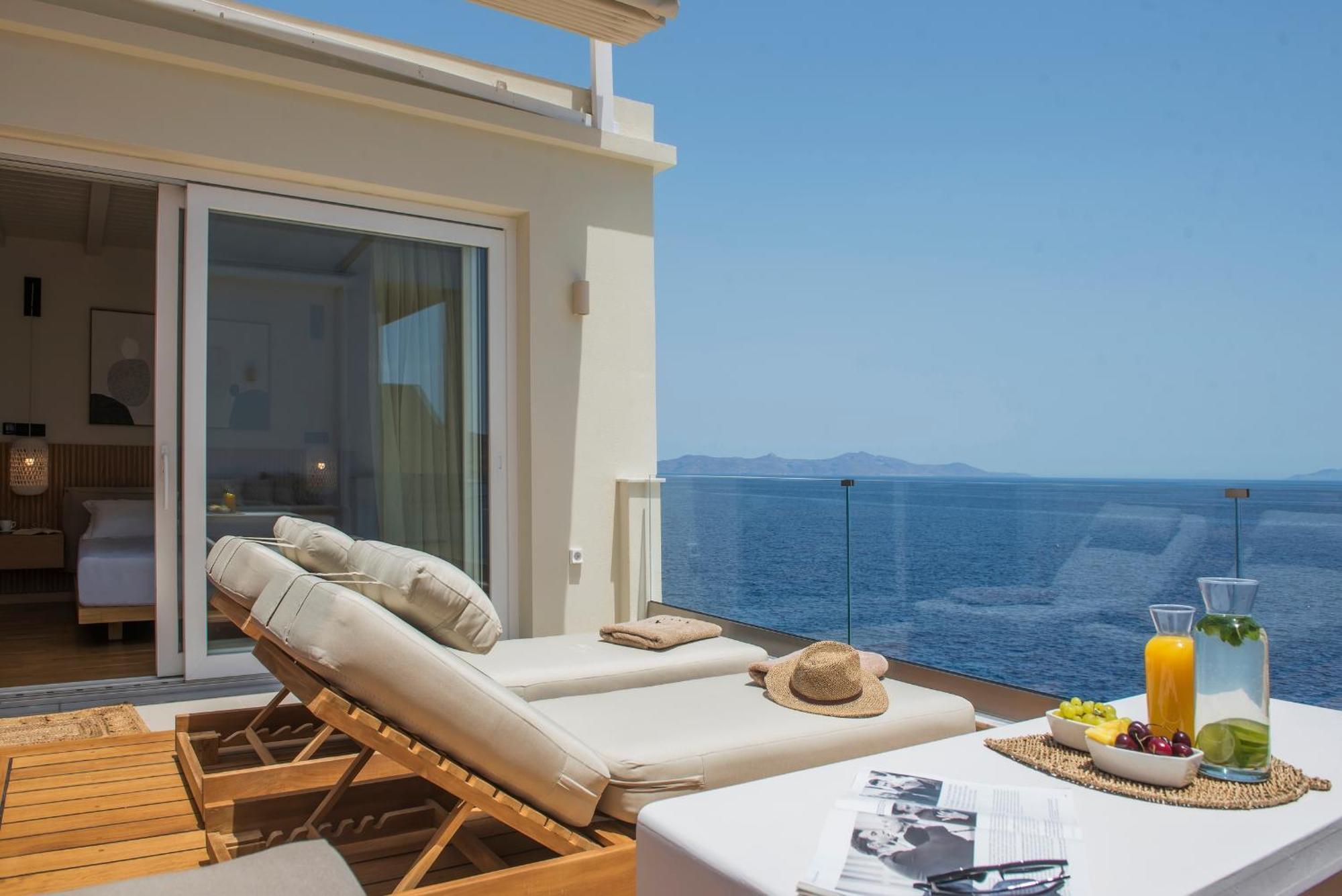 Anaya Suites Ermoupoli Buitenkant foto