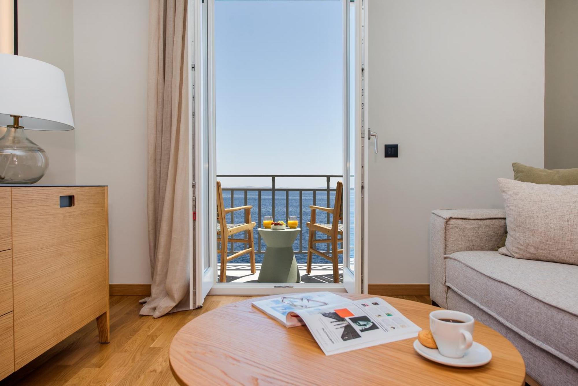 Anaya Suites Ermoupoli Buitenkant foto