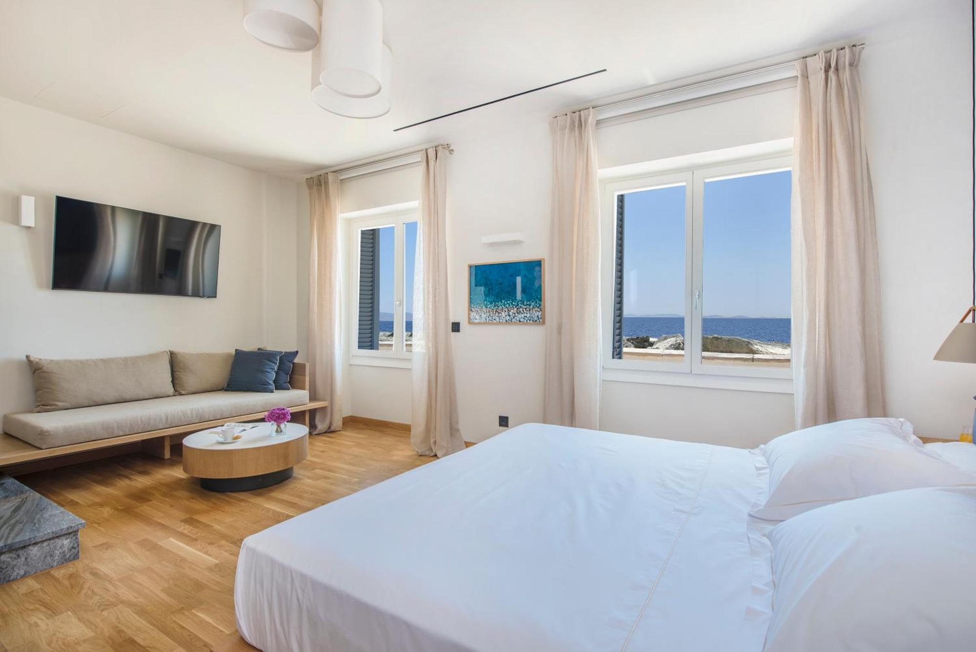Anaya Suites Ermoupoli Buitenkant foto